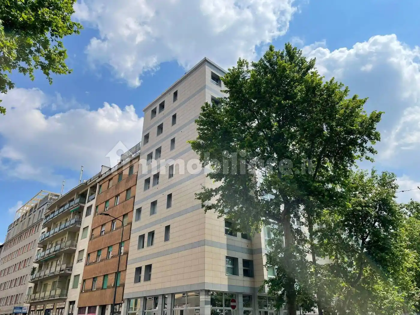 Bilocale via Valtellina 40, Farini, Milano - foto 2