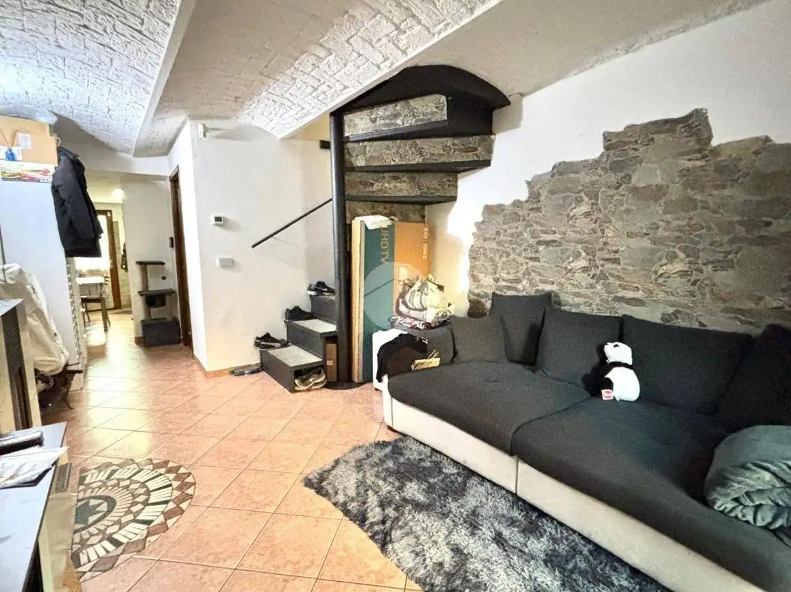 Casa indipendente in vendita a None