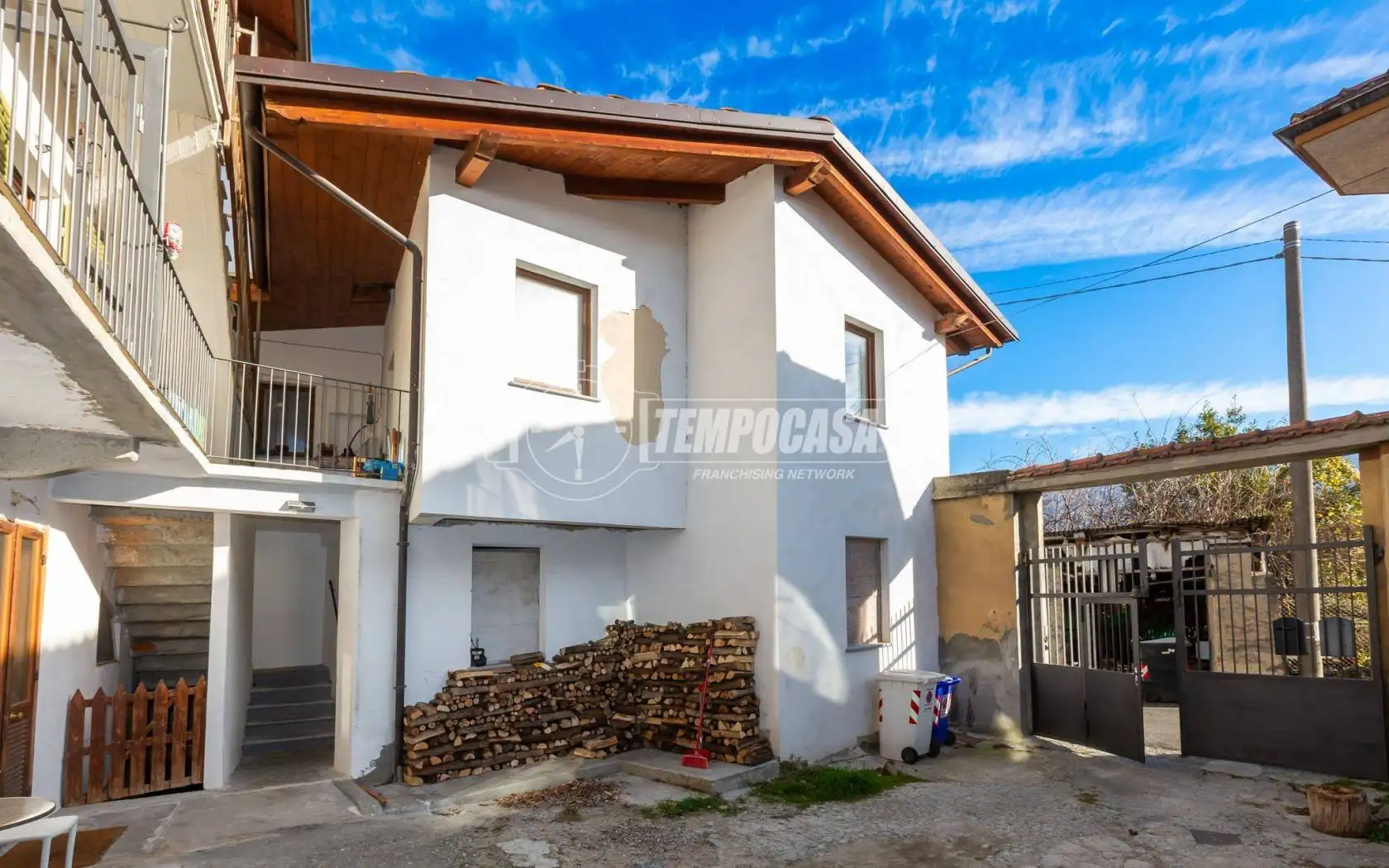 Bilocale via Fucine Inferiori 3, Centro, Condove - foto 2