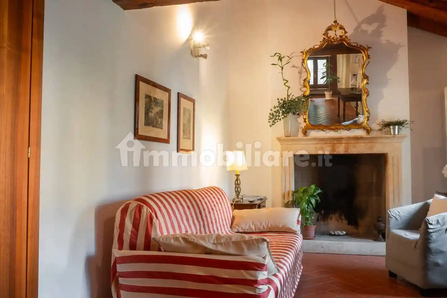 Trilocale Interrato Acqua Morta 5, Veronetta, Verona - foto 5