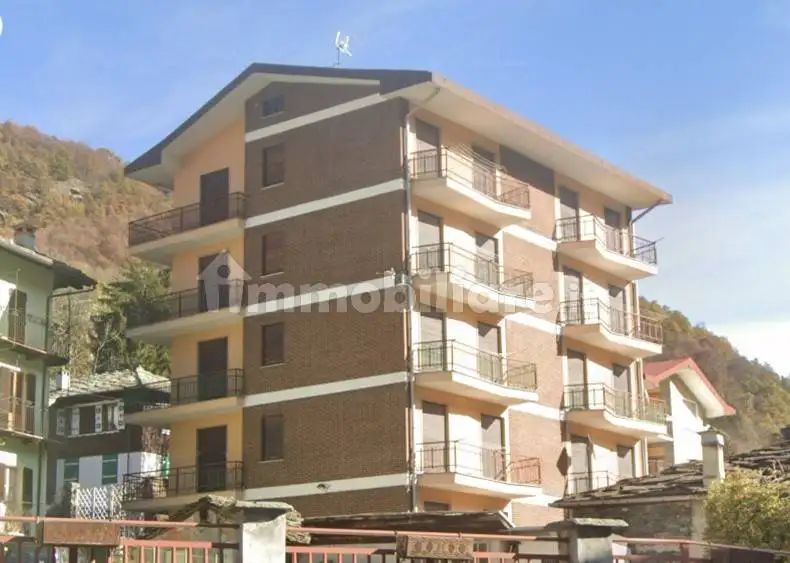 Appartamento in vendita a Ala di Stura