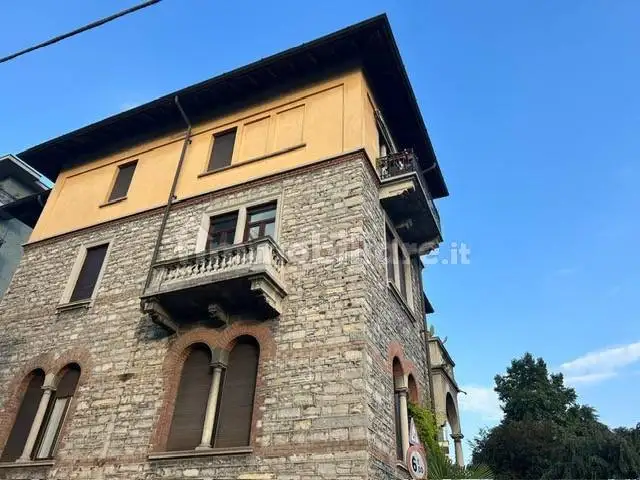 Appartamento in affitto a Como