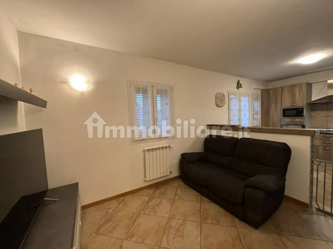 Bilocale via Piave, Centro, Azzate - foto 3