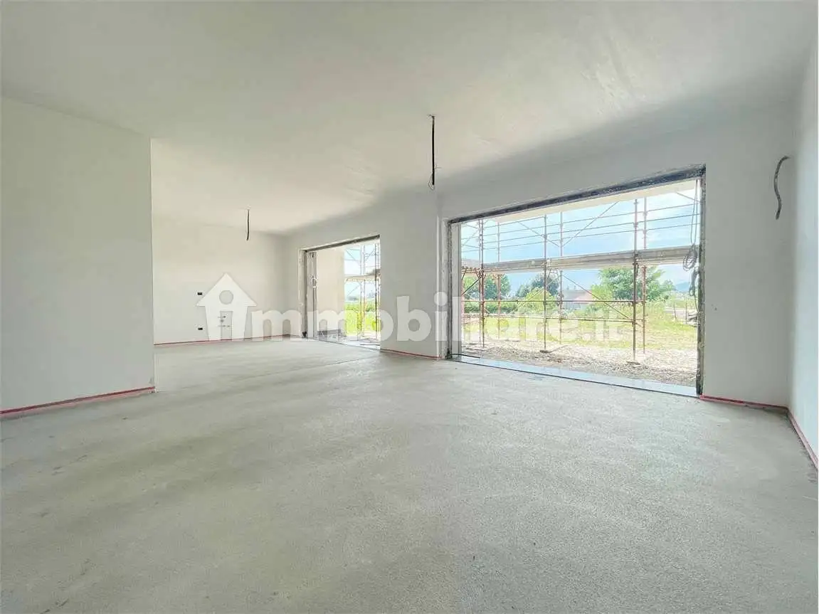 Appartamento in affitto a Bizzarone