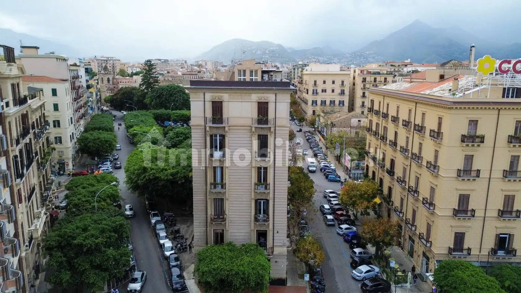 Appartamento in vendita a Palermo