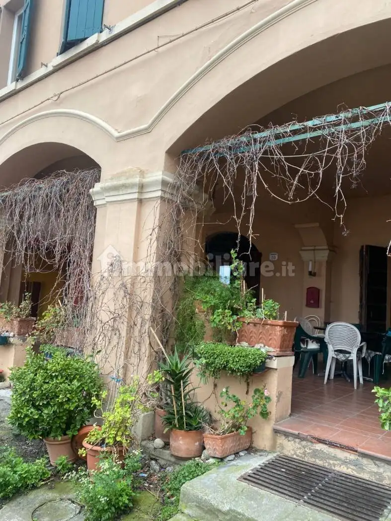 Quadrilocale buono stato, secondo piano, Borgo Tossignano - foto 2