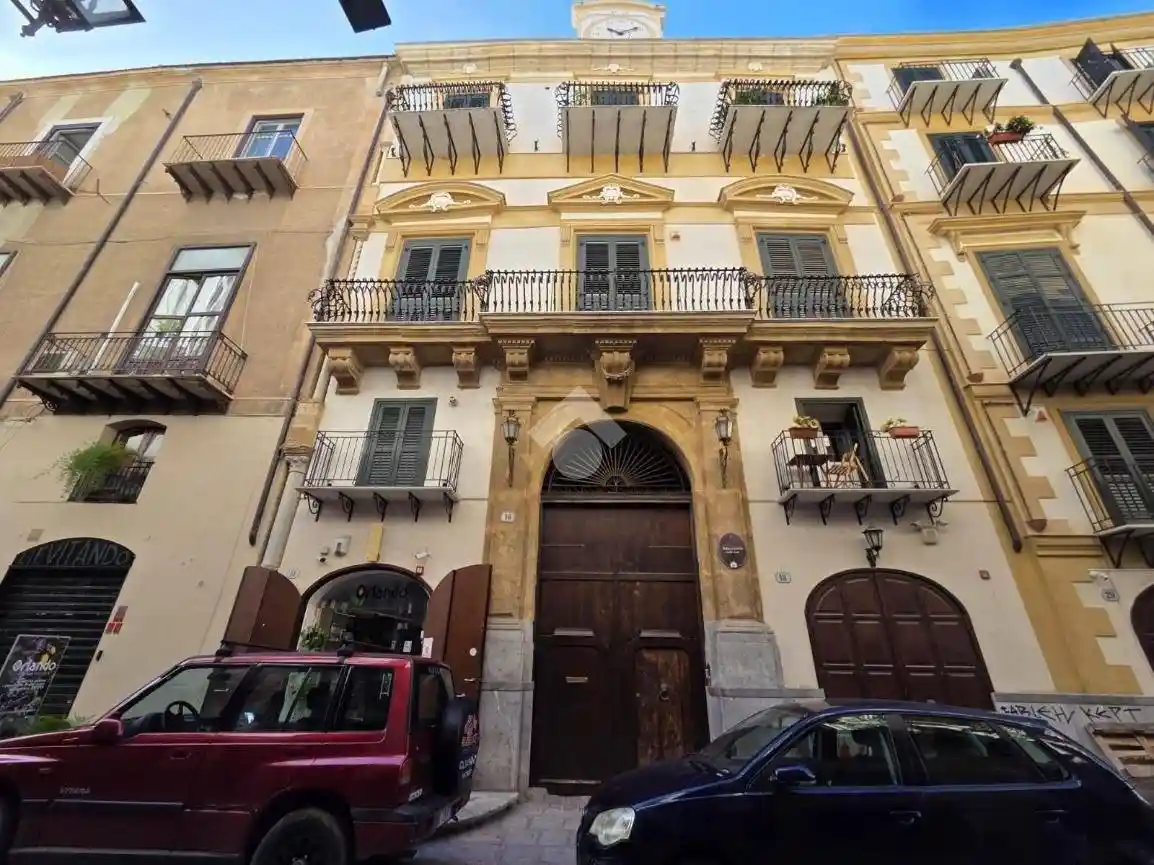 Bilocale via Alessandro Paternostrò 16, Kalsa, Palermo - foto 5