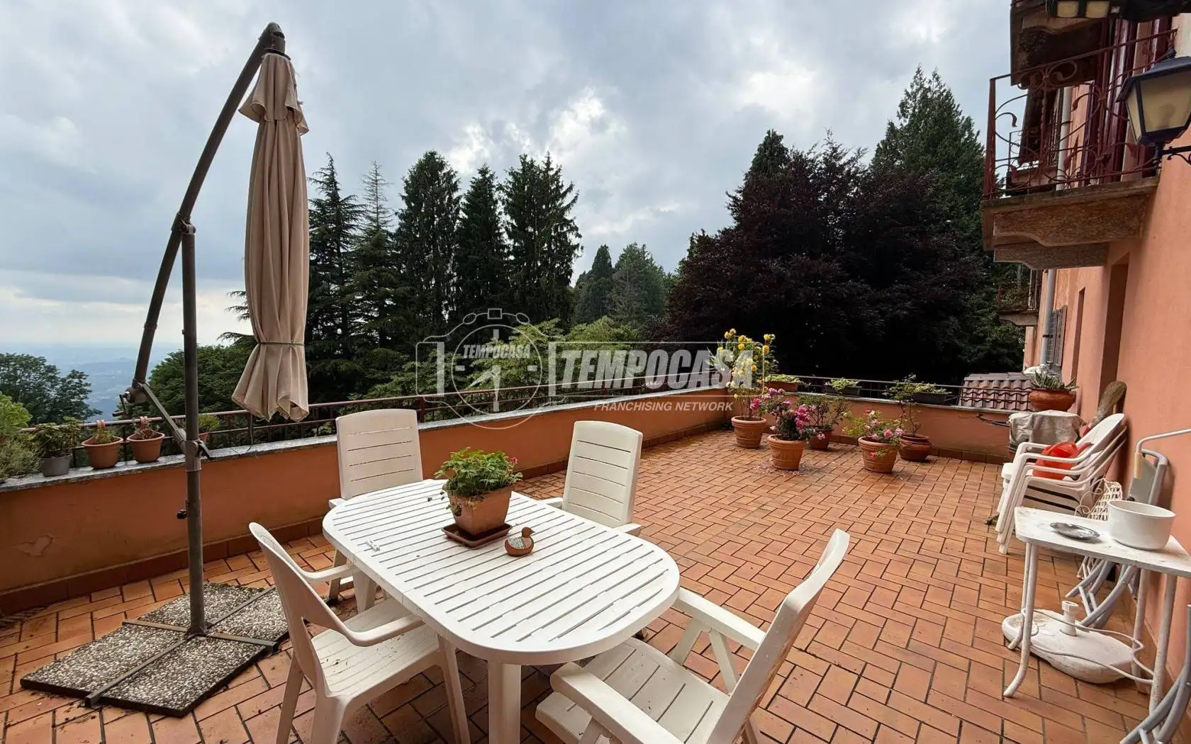 Appartamento in vendita a Brunate