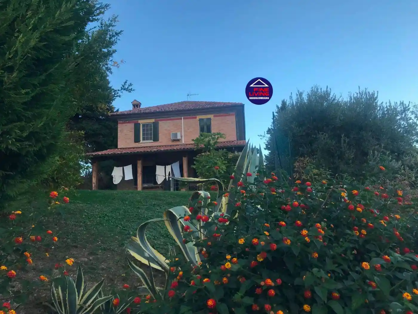 Villa in vendita a Mombaroccio