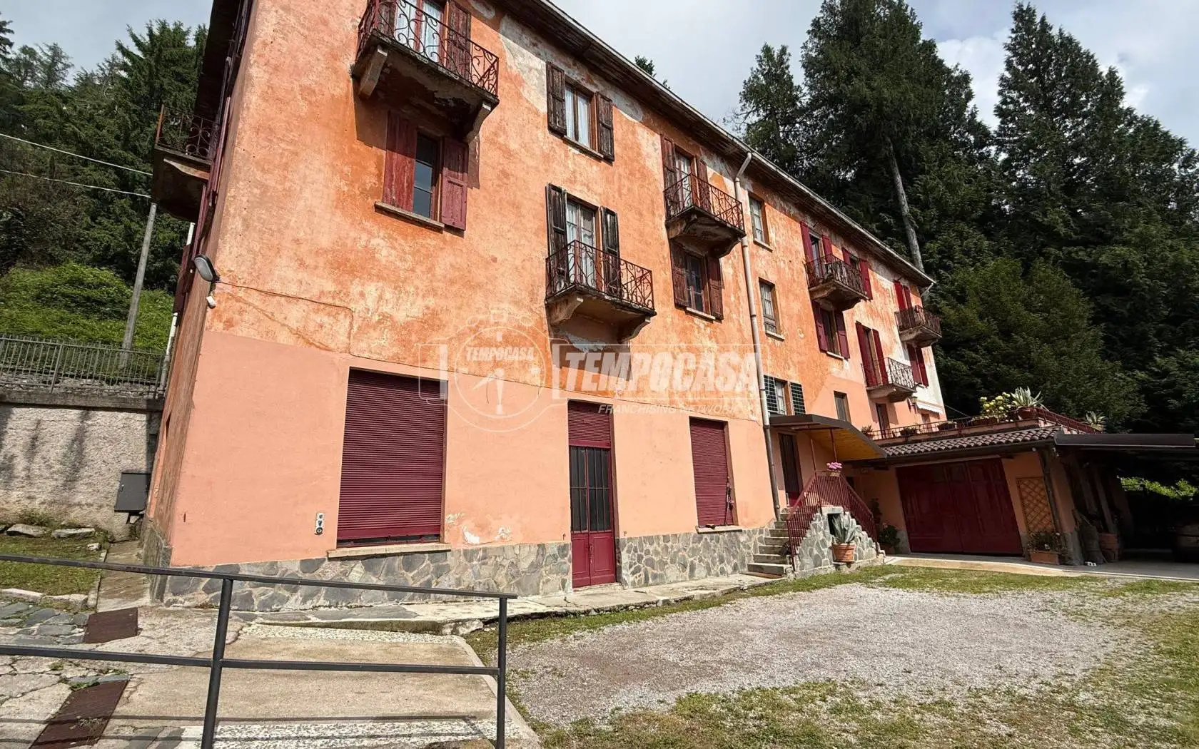 Palazzo - Edificio in Vendita - foto 2