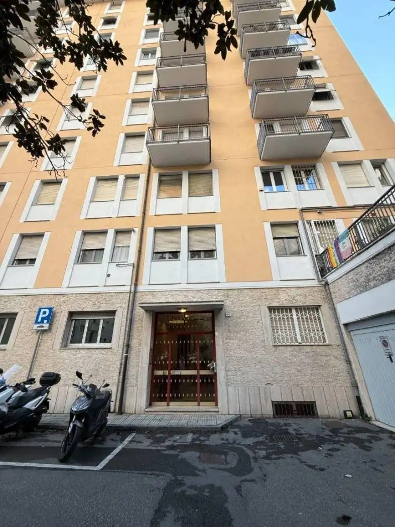 Appartamento in vendita a Genova