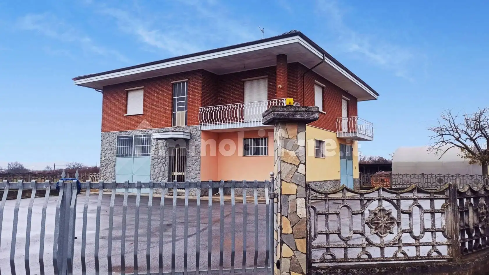 Villa in vendita a Carrù