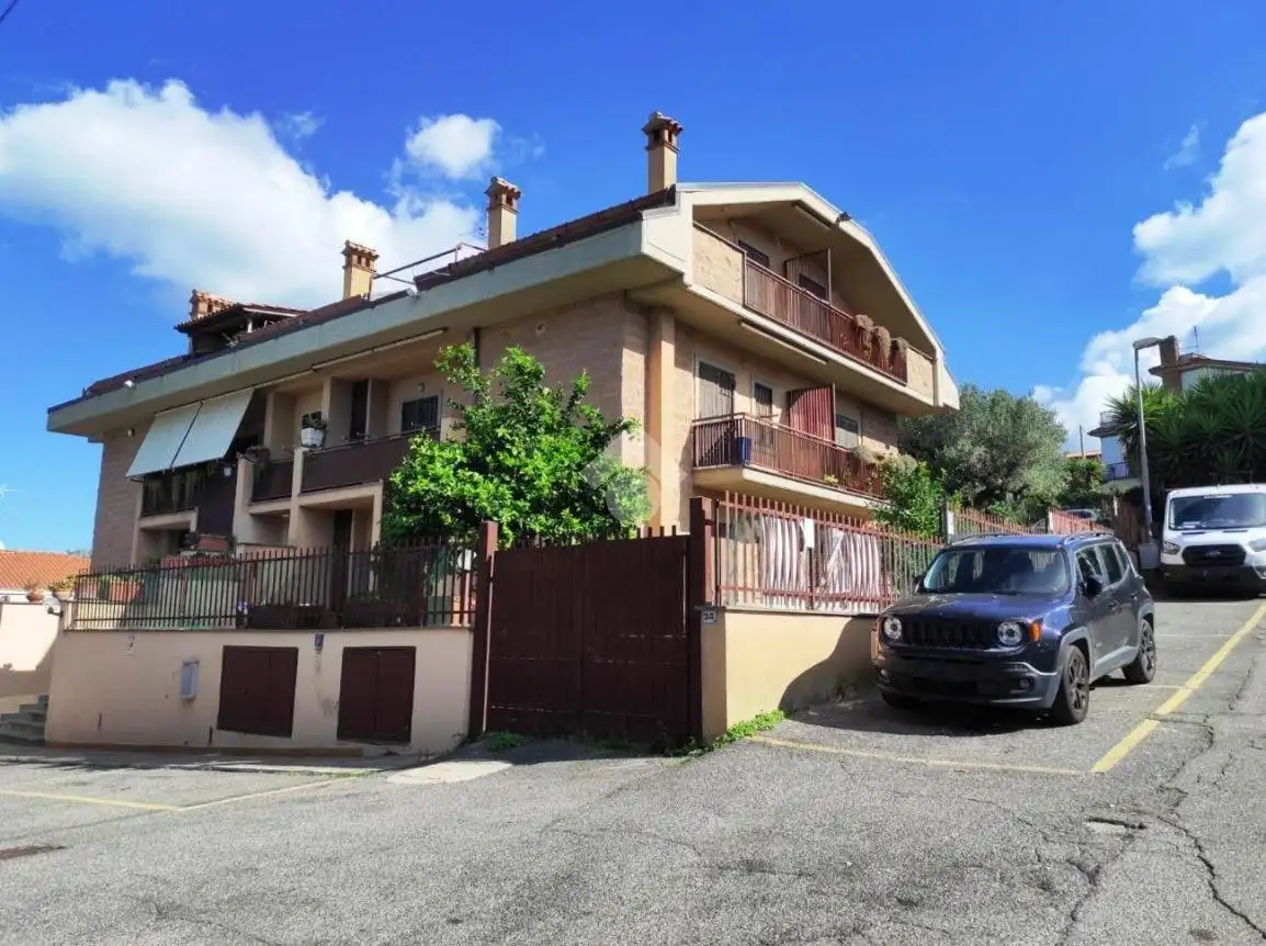 Appartamento in vendita a Albano Laziale