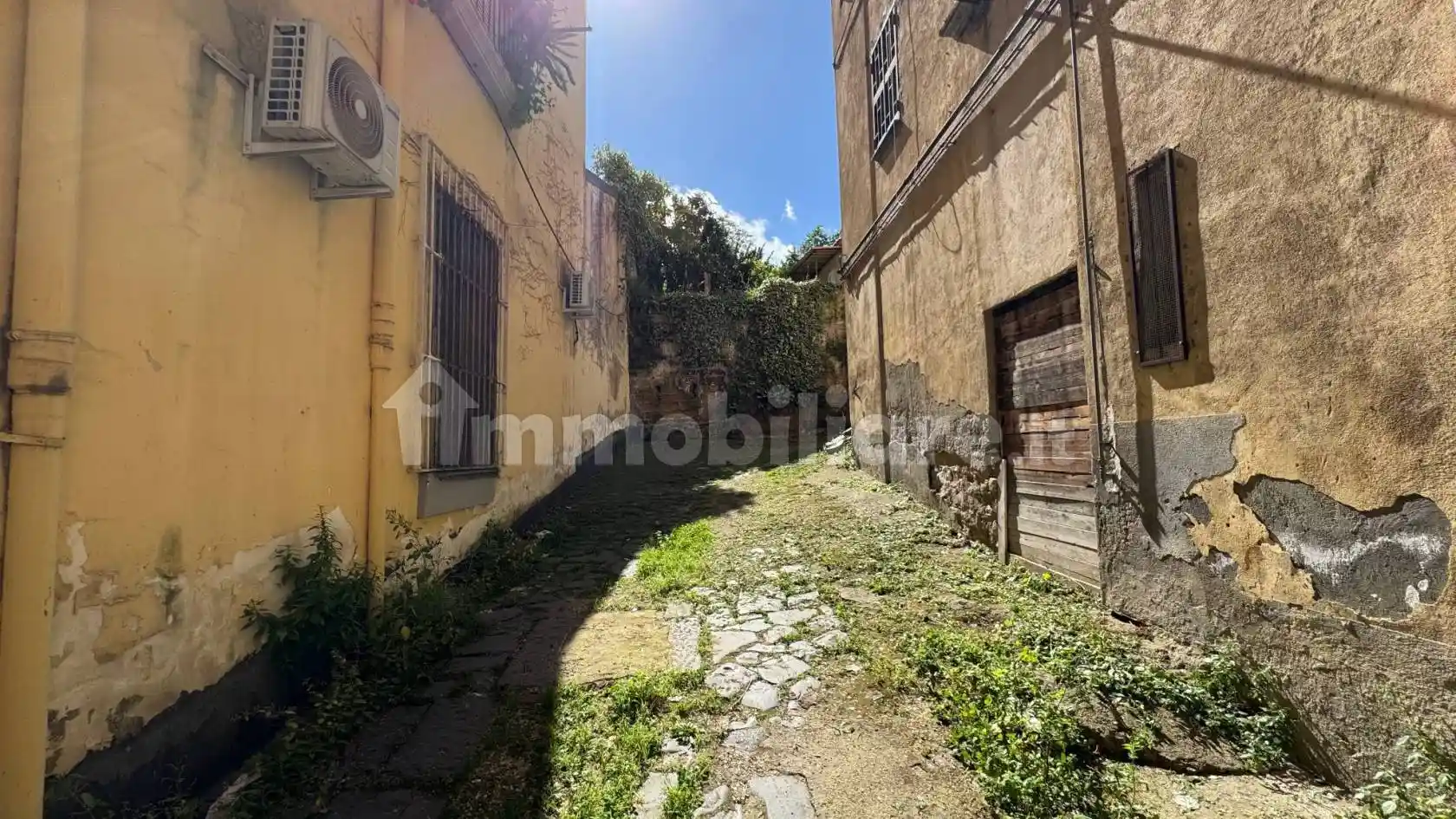 Villa unifamiliare Vico Sant'Eframo Vecchio 18, San Carlo All'Arena, Napoli - foto 2