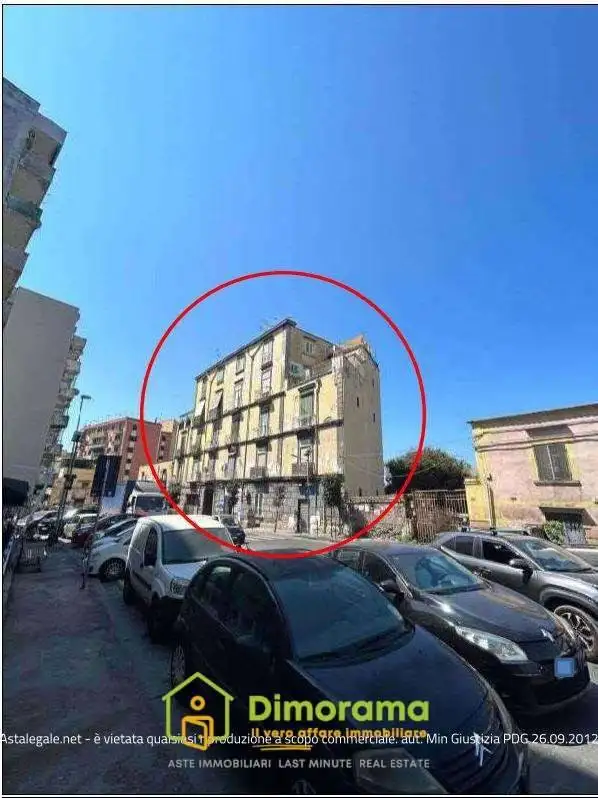 Appartamento in asta a Napoli