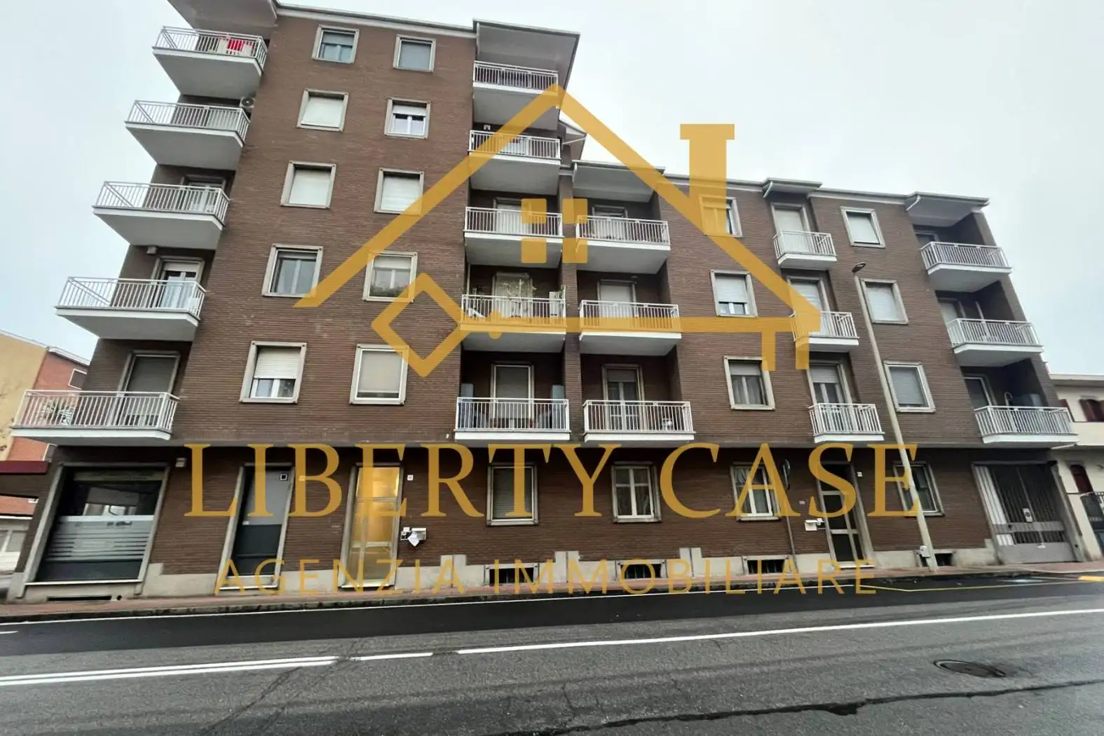 Appartamento in vendita a Vercelli