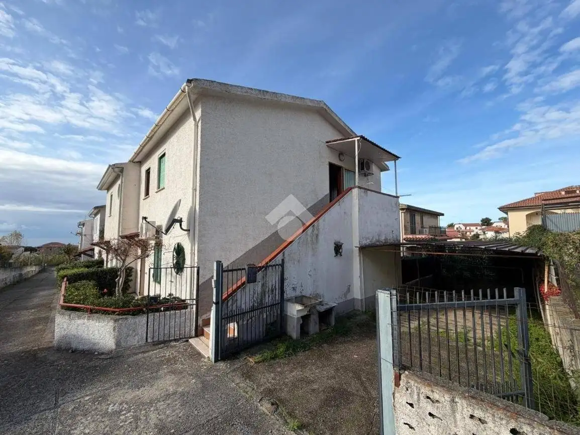 Appartamento in vendita a Sangineto