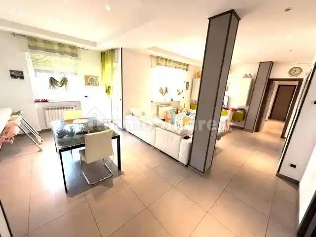 Appartamento in vendita a Modugno