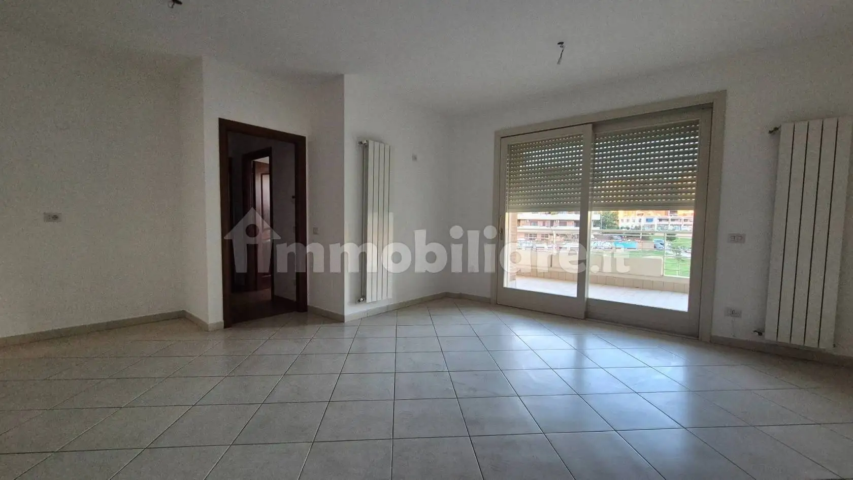 Appartamento in affitto a Pomezia