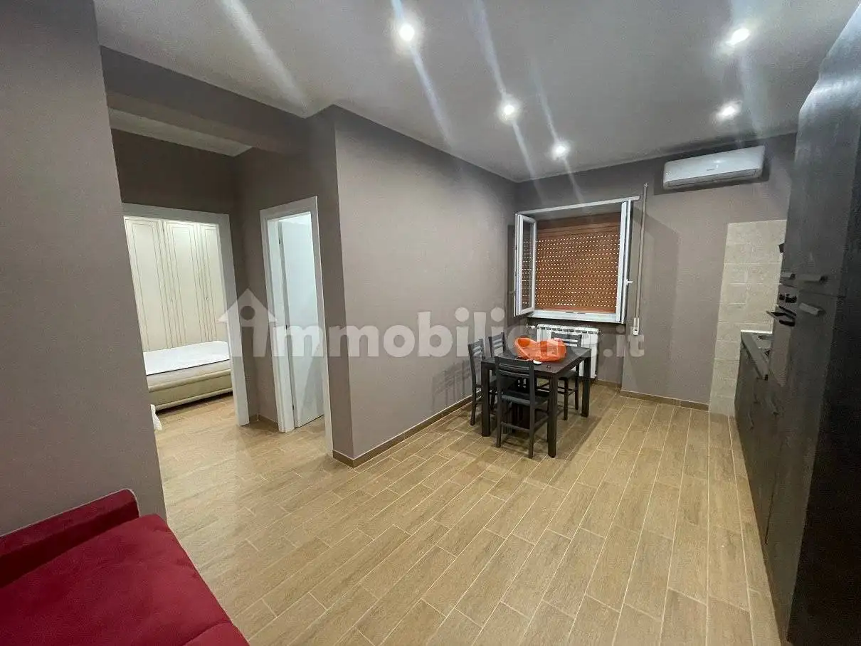 Bilocale via Ovidio 84, Pomezia Centro, Pomezia - foto 2