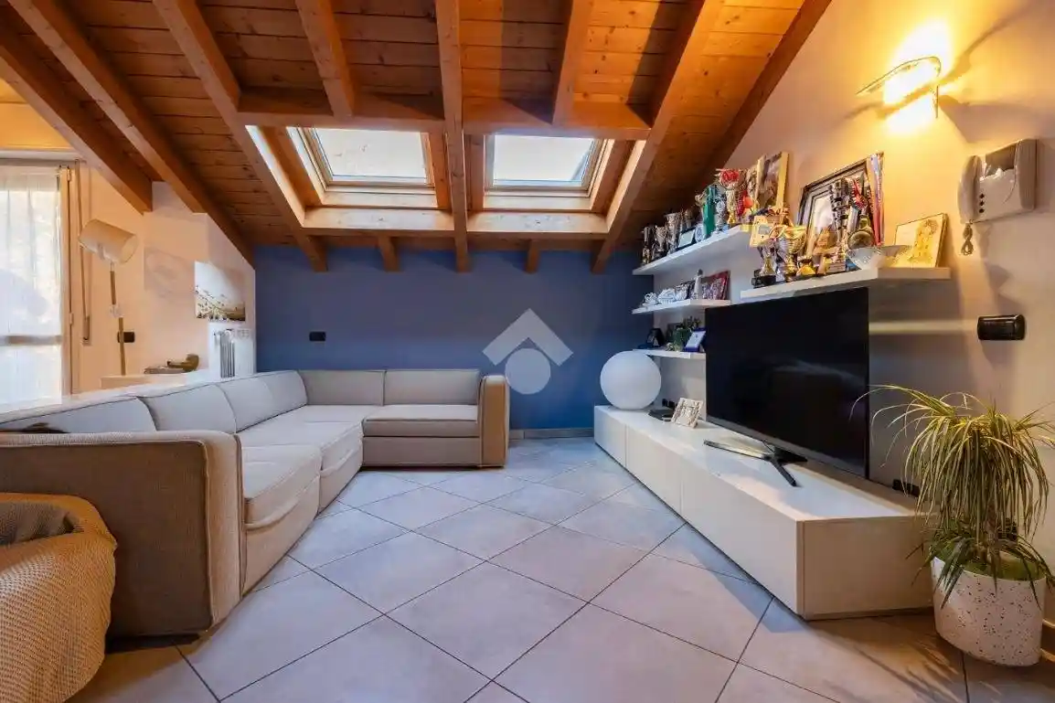 Trilocale viale Lombardia, Centro, Marnate - foto 3