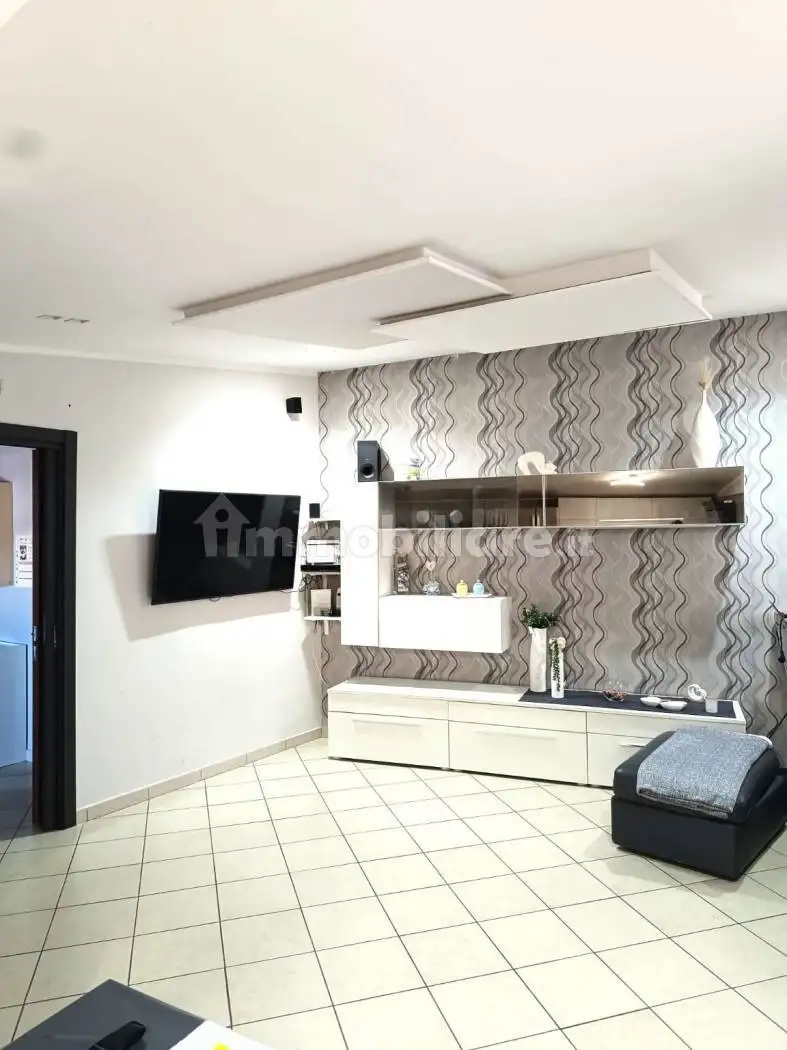 Trilocale via Camillo Cucca 350, Brusciano - foto 5