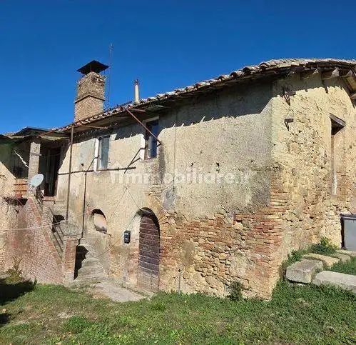 Rustico - Casale in vendita a Perugia