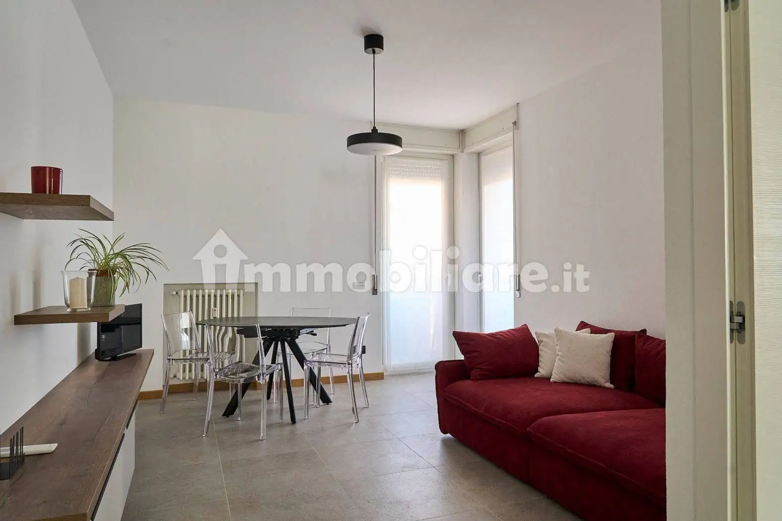 Trilocale via Roma 19, Centro, Angera - foto 3