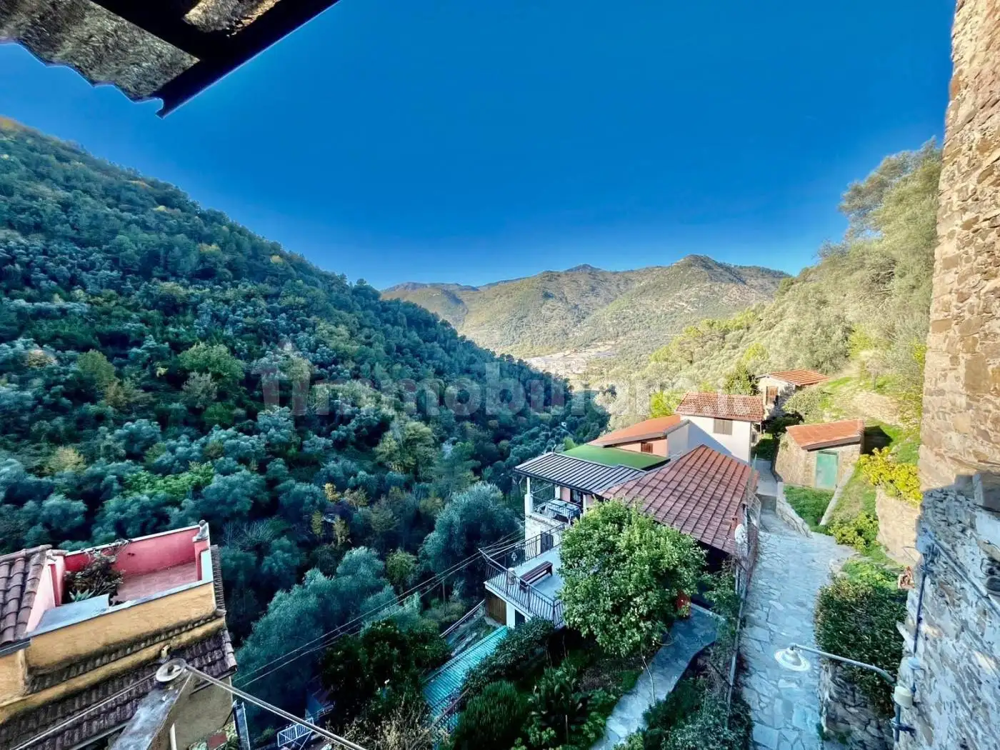 Appartamento in vendita a Camporosso