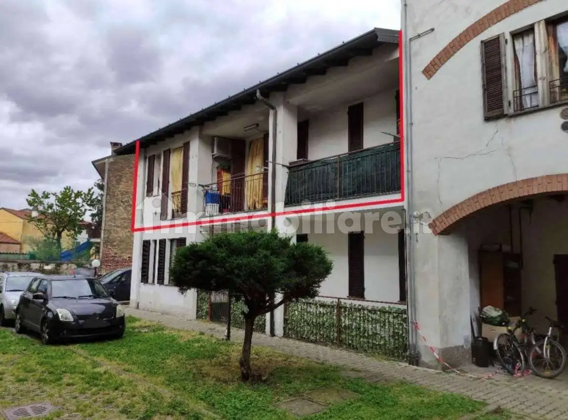 Appartamento in asta a Rovello Porro