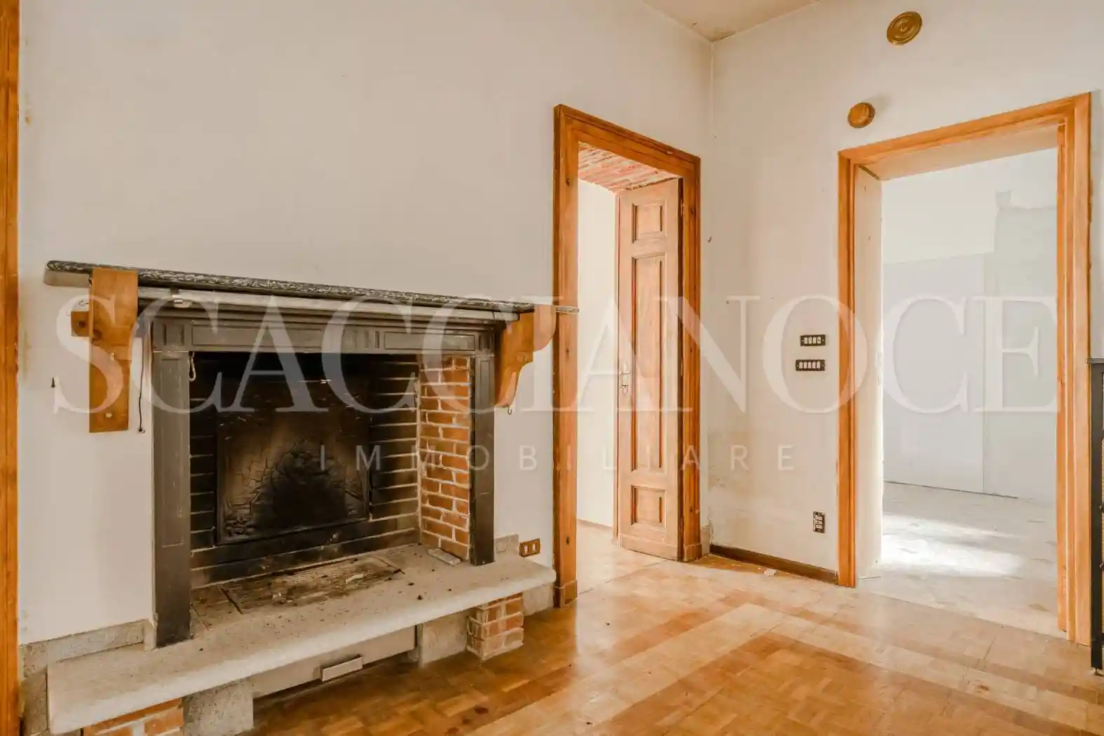 Appartamento via Italia 78, Centro Storico, Biella - foto 2