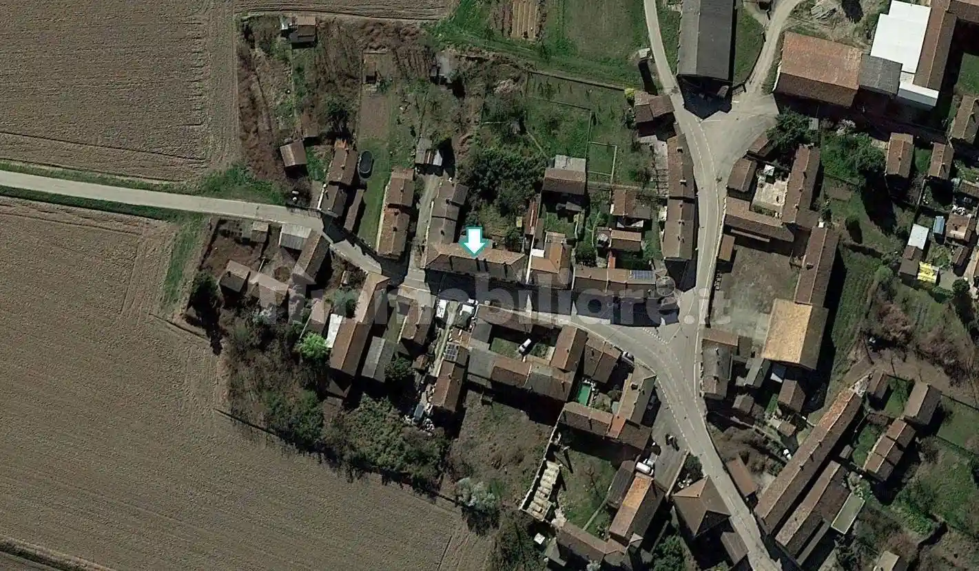 Appartamento all'asta via Maestra,  17, Cozzo - foto 3