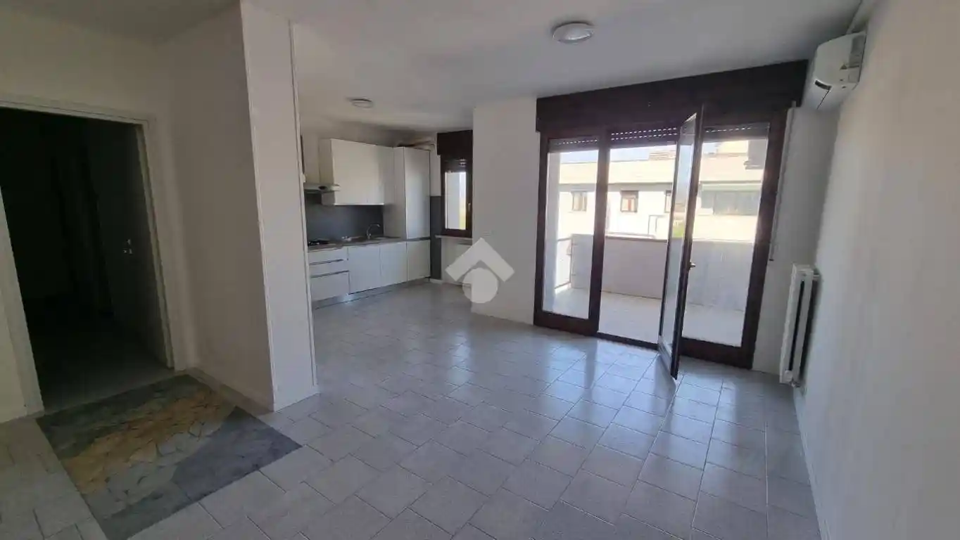 Quadrilocale via Crotone 5, Borgo Nuovo - Navigatori, Verona - foto 4