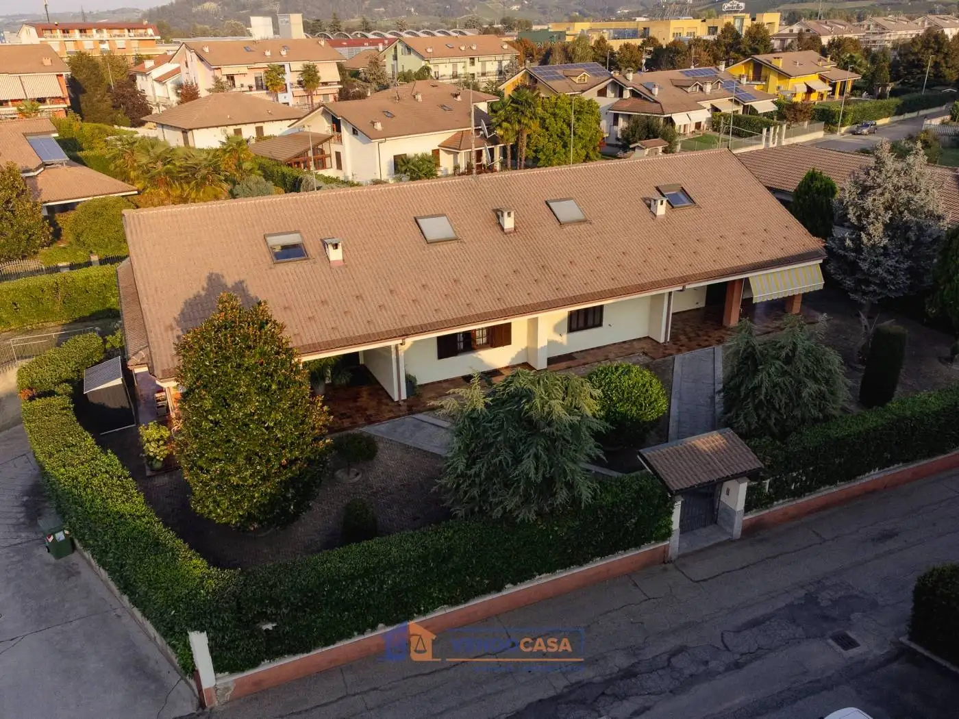 Villa in vendita a Canelli