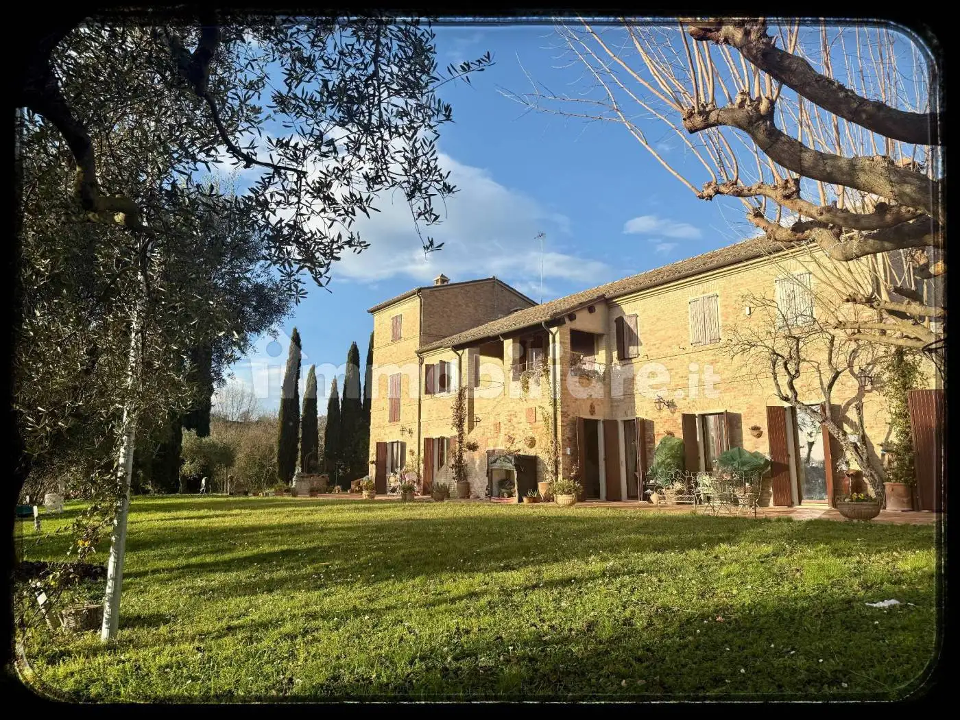 Rustico - Casale in vendita a Ancona