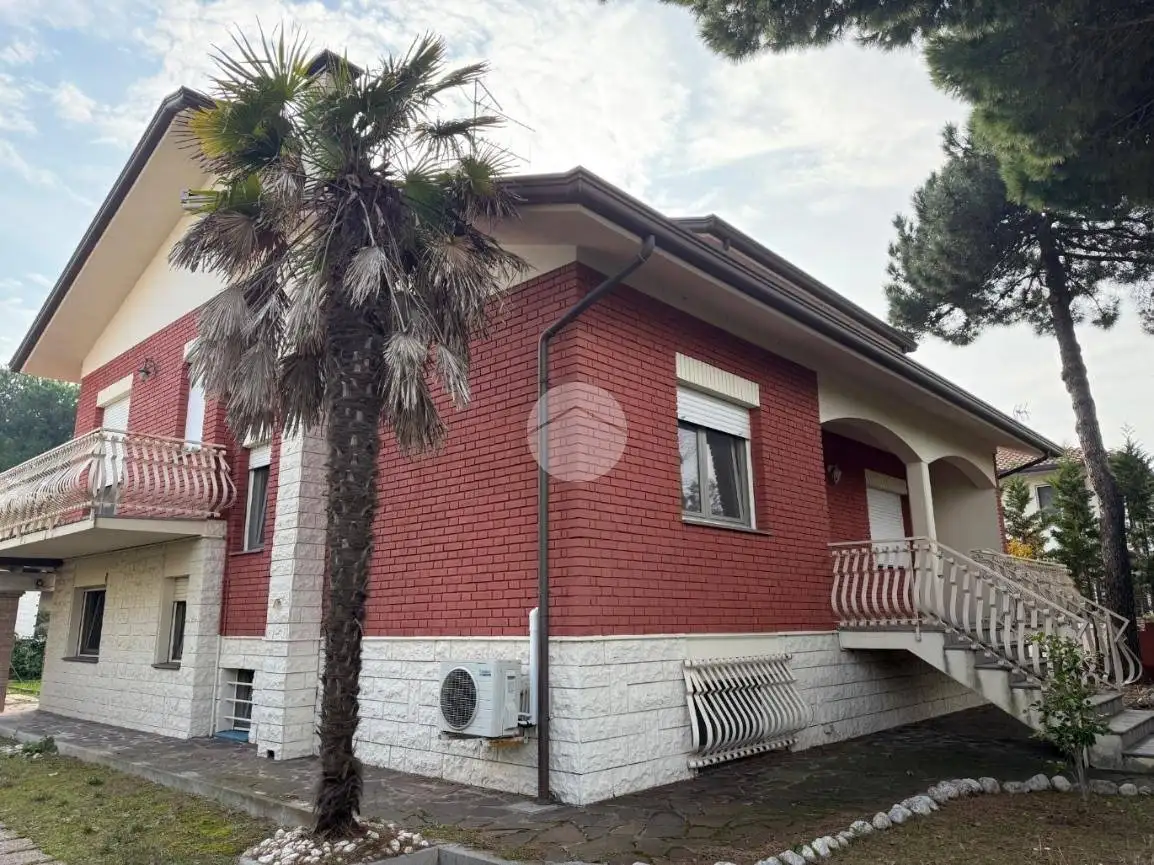 Villa in vendita a Cervia