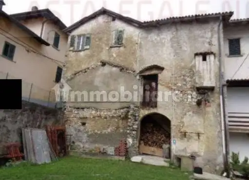 Appartamento in asta a Tavernerio