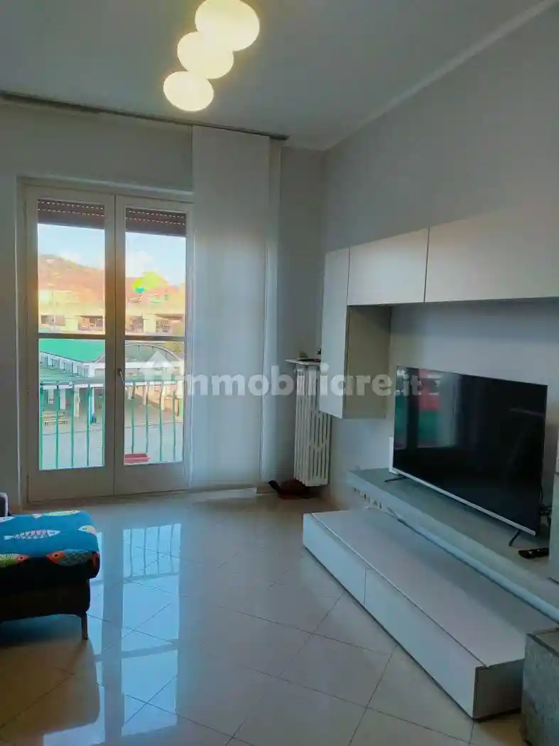 Quadrilocale via Montebello 1, Mercato - Santa Maria, Moncalieri - foto 2