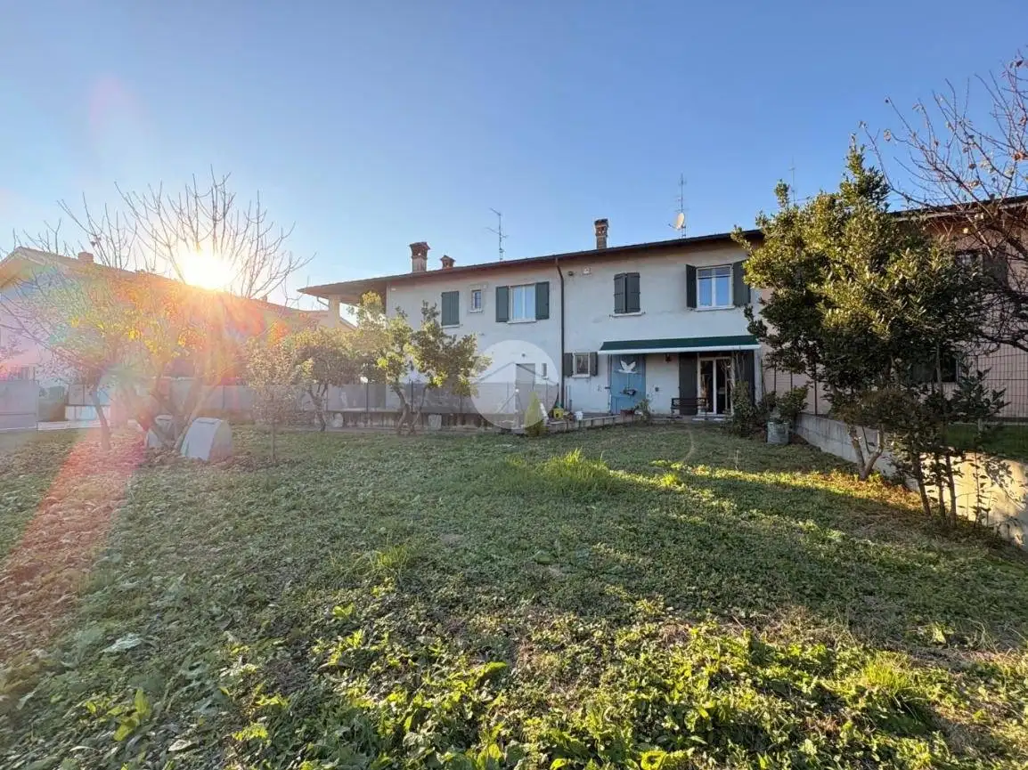 Villa in vendita a Gussago