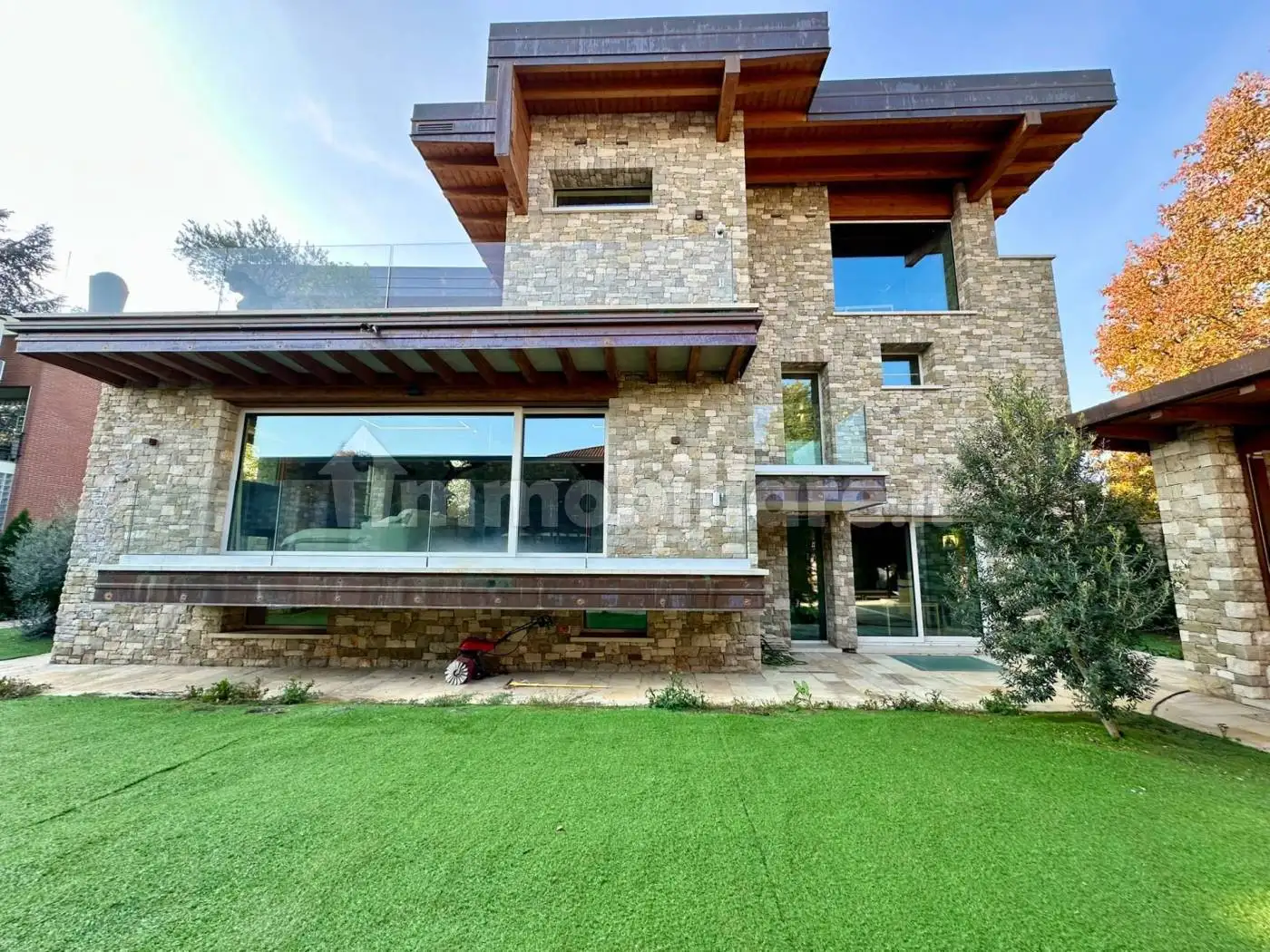 Villa in vendita a Villasanta