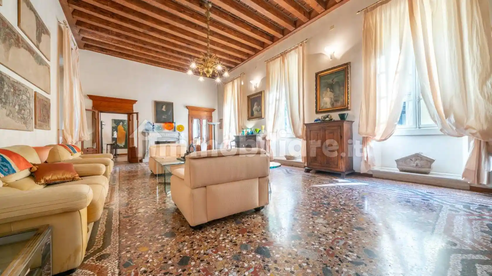 Appartamento via Leoncino 18, Centro Storico, Verona - foto 2