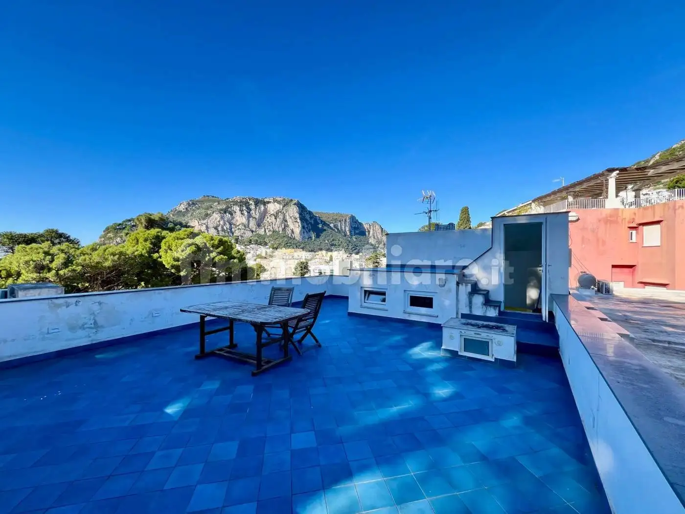 Trilocale ottimo stato, su più livelli, Centro, Capri - foto 4