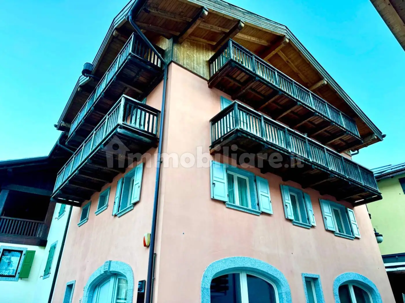 Appartamento in vendita a Pinzolo