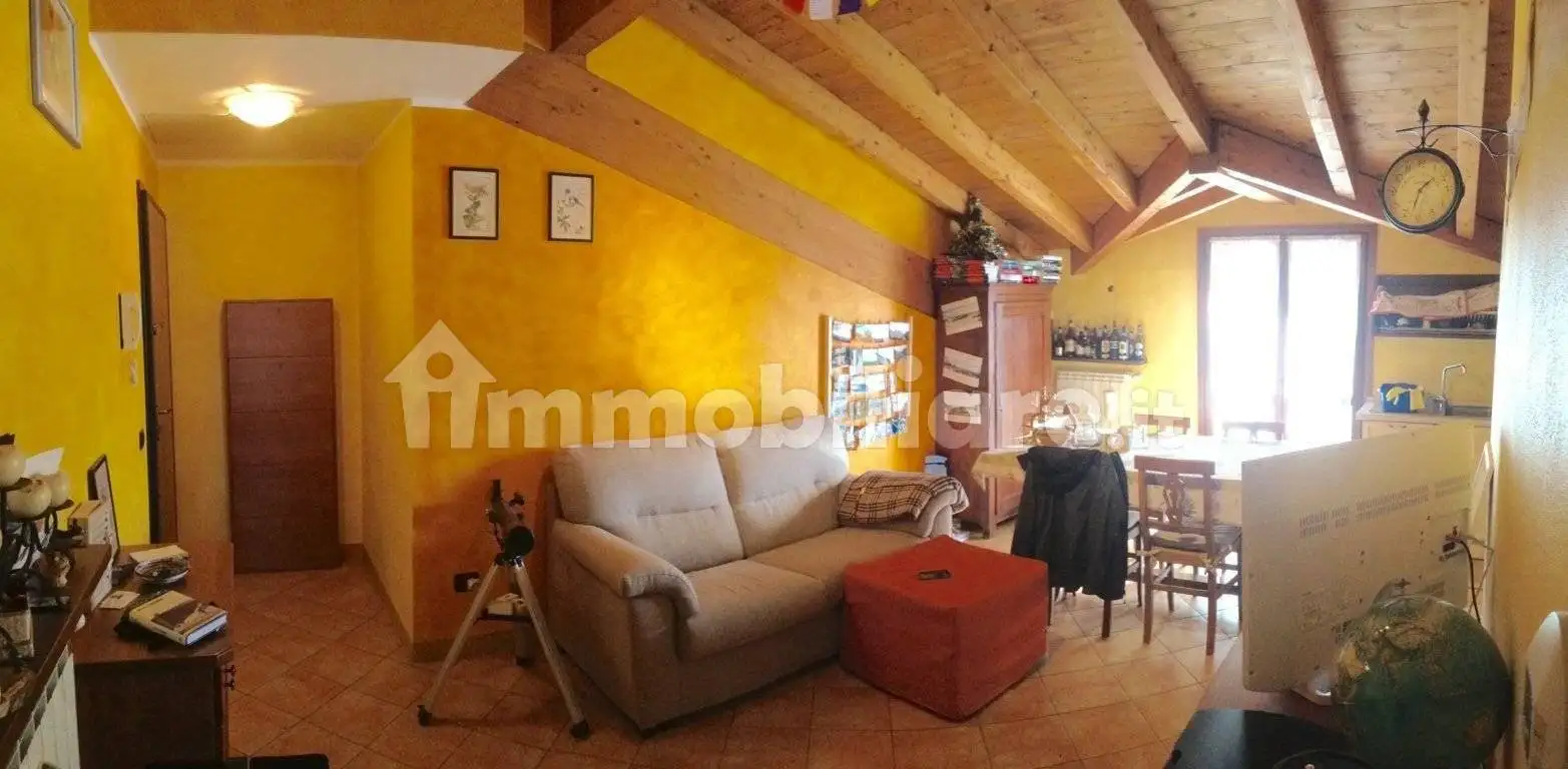 Bilocale via Pio Selvino 40, Centro, Biandronno - foto 3