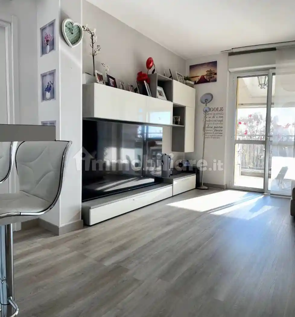 Trilocale via Guido Rossa 10, Romano Banco, Buccinasco - foto 3