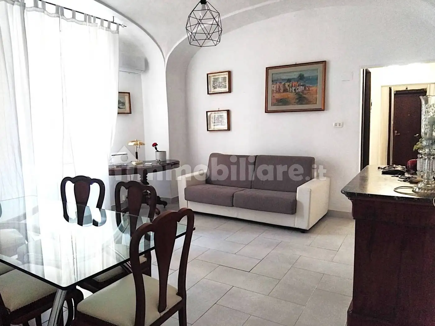 Appartamento in vendita a Napoli