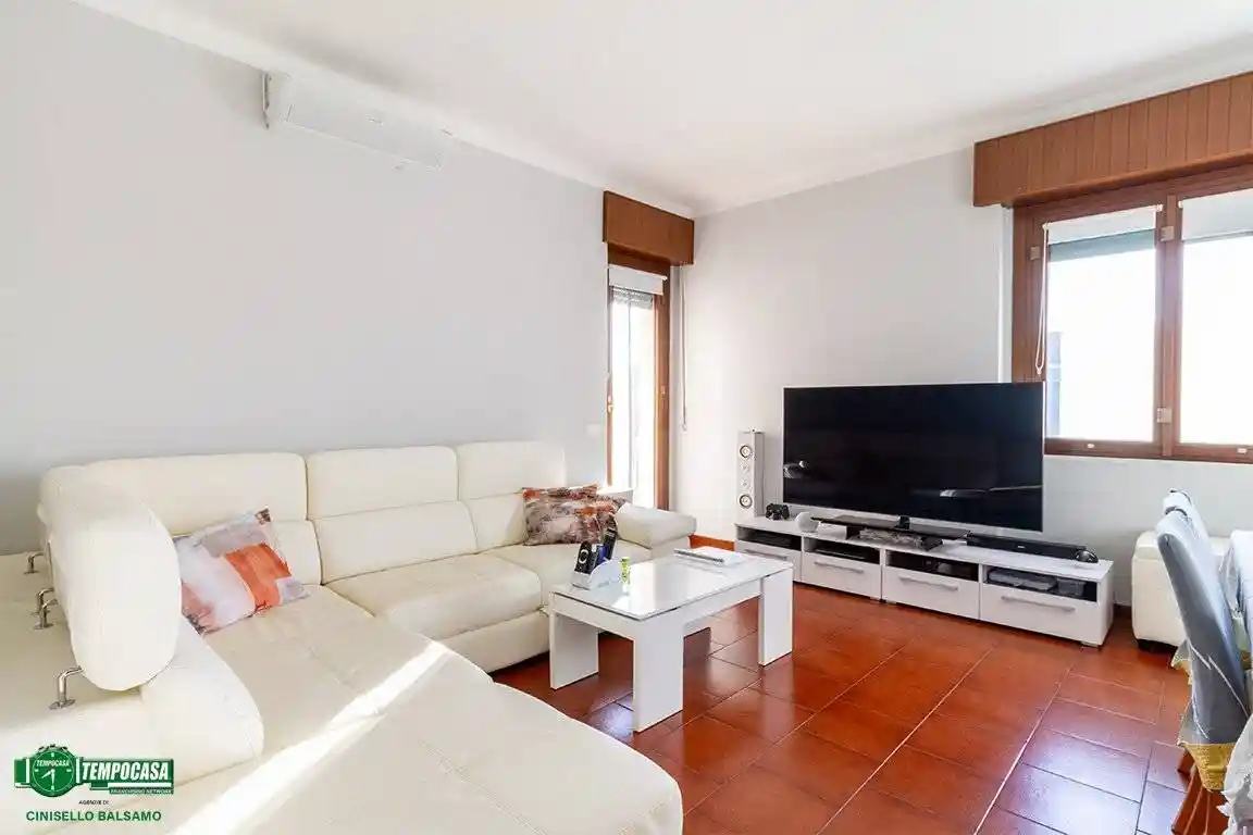 Trilocale via Tiziano Vecellio 5, Campo dei Fiori, Cinisello Balsamo - foto 2