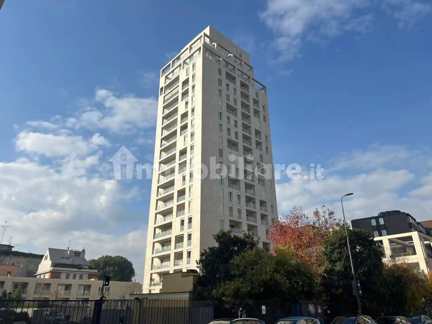 Trilocale via Stresa 22, Maggiolina, Milano - foto 2