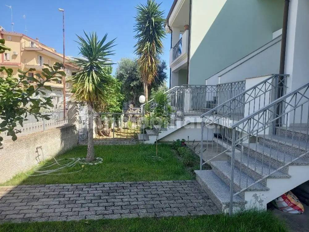 Trilocale via Antonio Gramsci, Badolato - foto 4