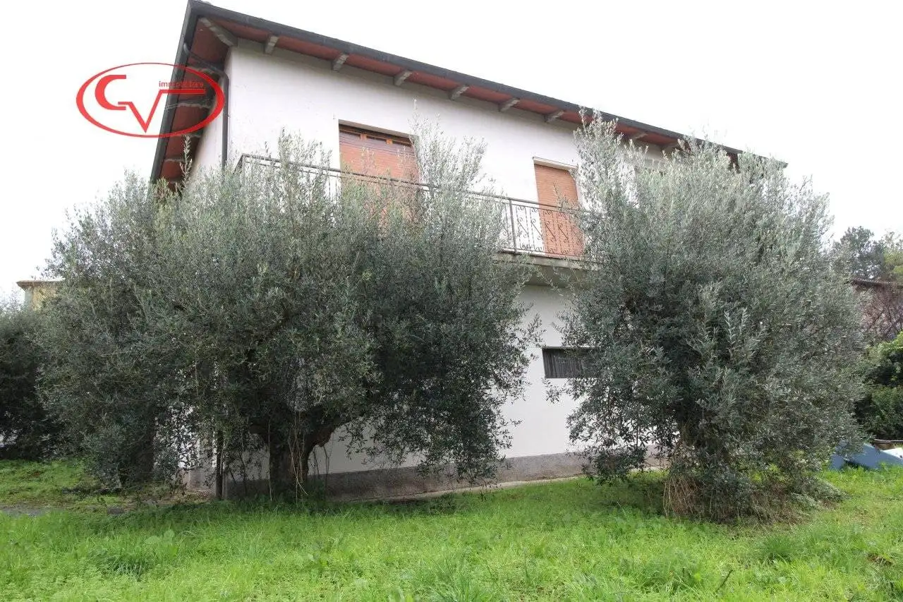 Villa in vendita a Laterina Pergine Valdarno